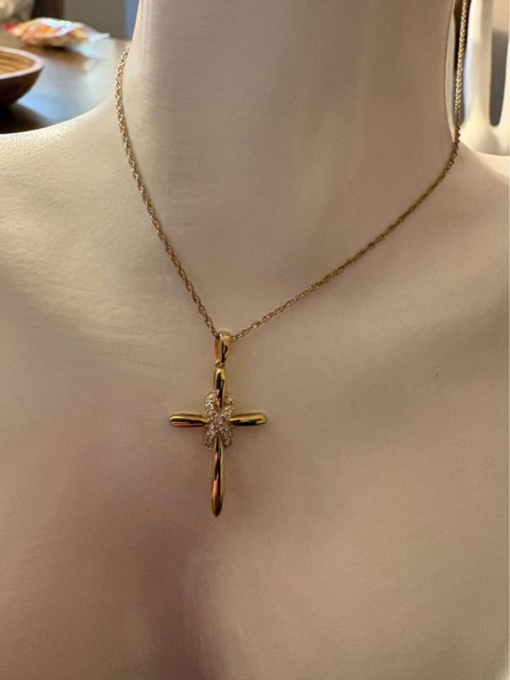 Lab Grown Diamond Cross Necklace 18 inches 0.1. Carots 925 Sterling Silver